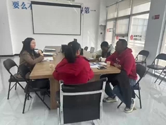 顧客は工場を訪れた